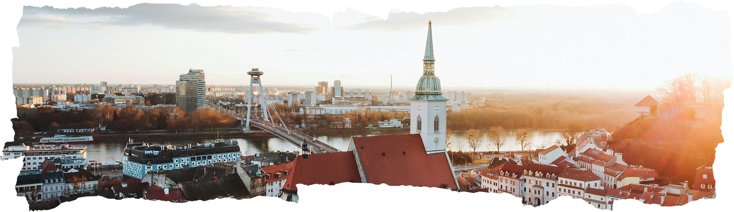 Bratislava pri západe slnka s Katedrálou sv. Martina a Dunajom – založenie živnosti v Bratislave